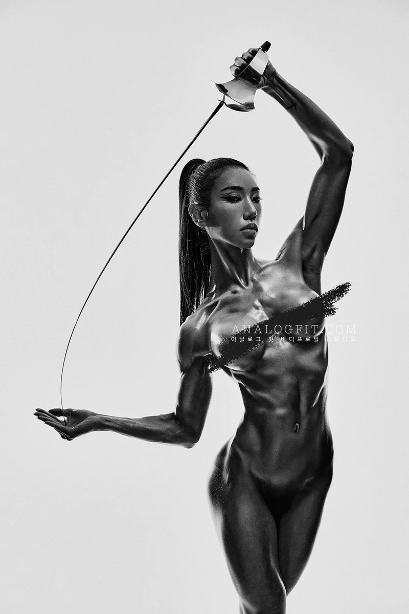 ARA3 바디프로필 사진 5
