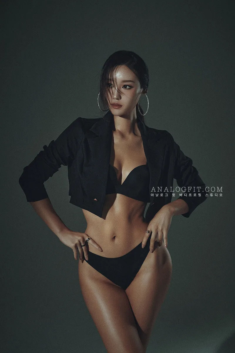 SIM 바디프로필 사진 3